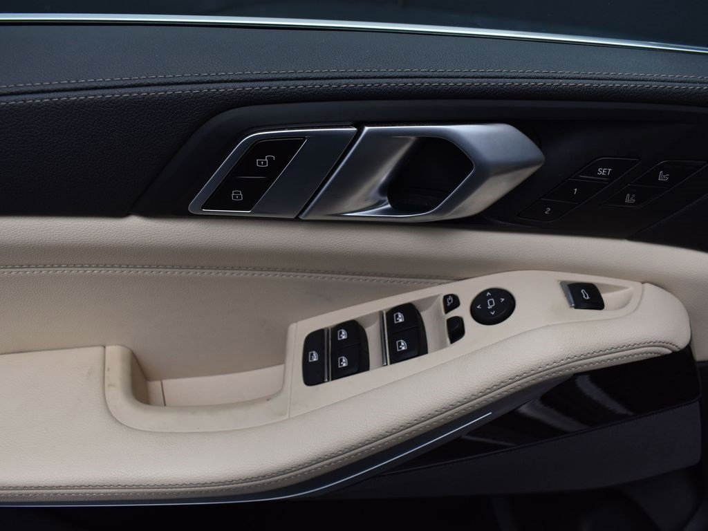 Used 2021 BMW X5 xDrive40i w/ Premium Package 2 image 11