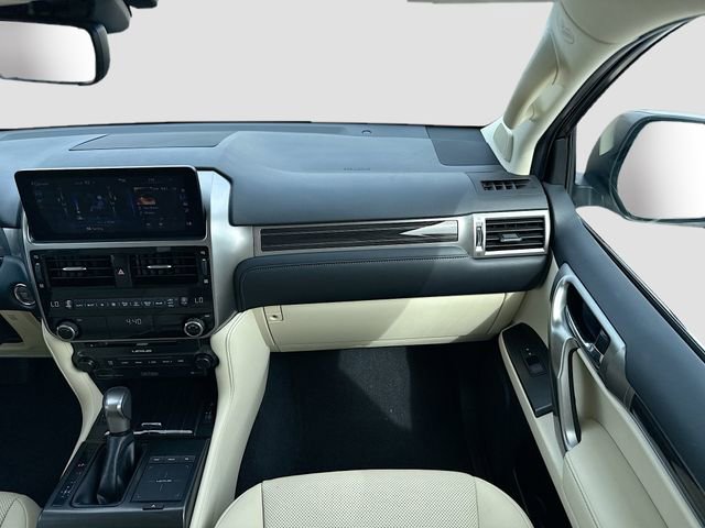 Certified 2022 Lexus GX 460 Premium w/ Premium Plus Package AWD/4WD image 17