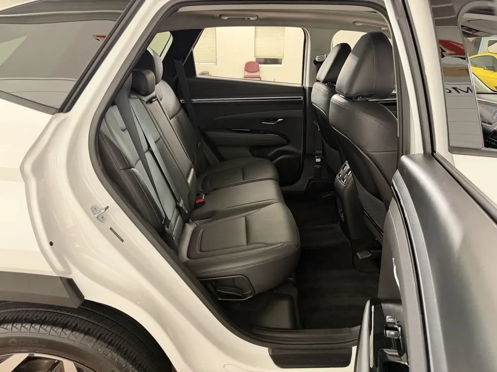 Used 2022 Hyundai Tucson Limited AWD/4WD image 39