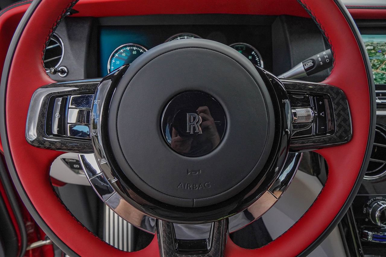 Certified 2024 Rolls-Royce Cullinan Black Badge w/ Dark Exterior Package AWD/4WD image 23