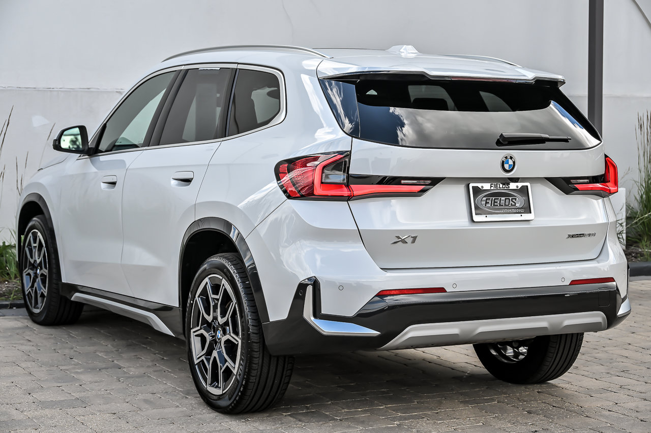 Used 2026 BMW X1 xDrive28i AWD/4WD image 11