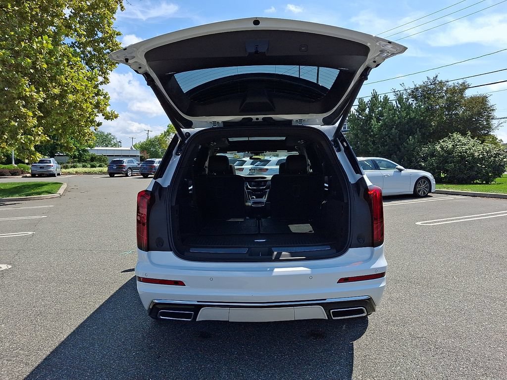 Used 2024 Cadillac XT6 Premium Luxury AWD/4WD image 29