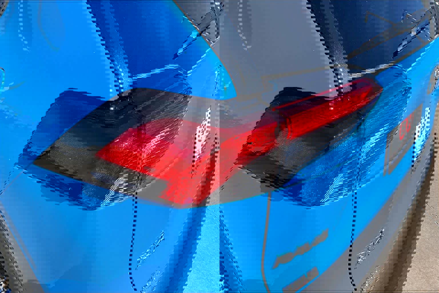 Used 2021 Toyota RAV4 XLE Premium image 28