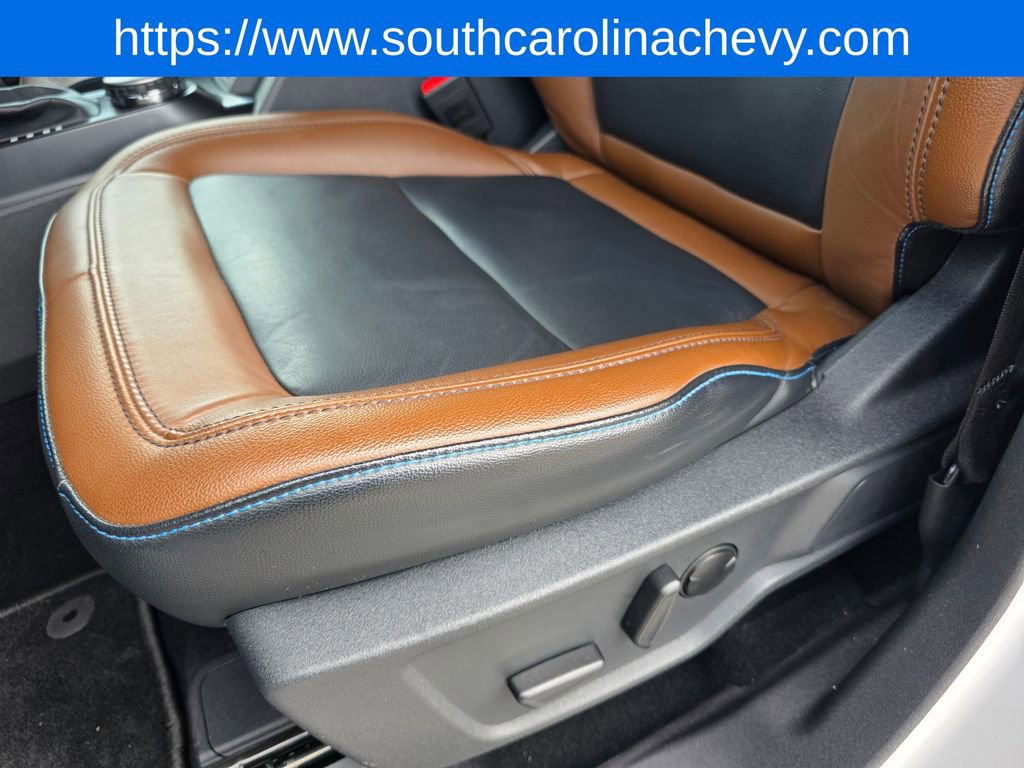 Used 2024 Ford Bronco Outer Banks image 13
