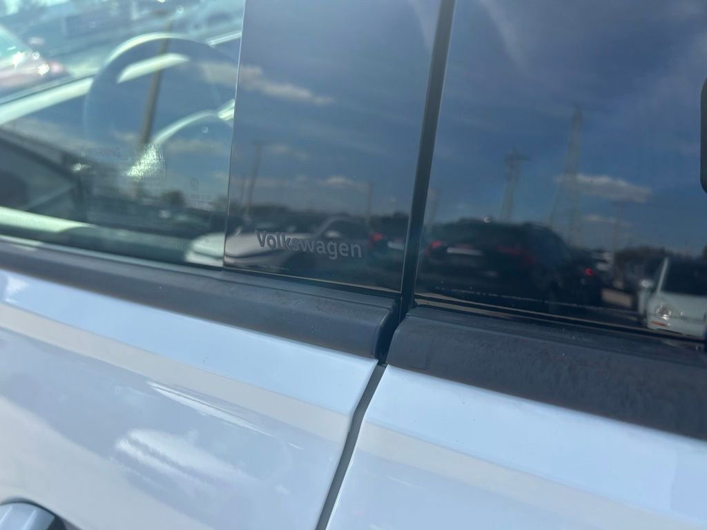 Used 2025 Volkswagen Tiguan S w/ 18" Wheel Package image 28