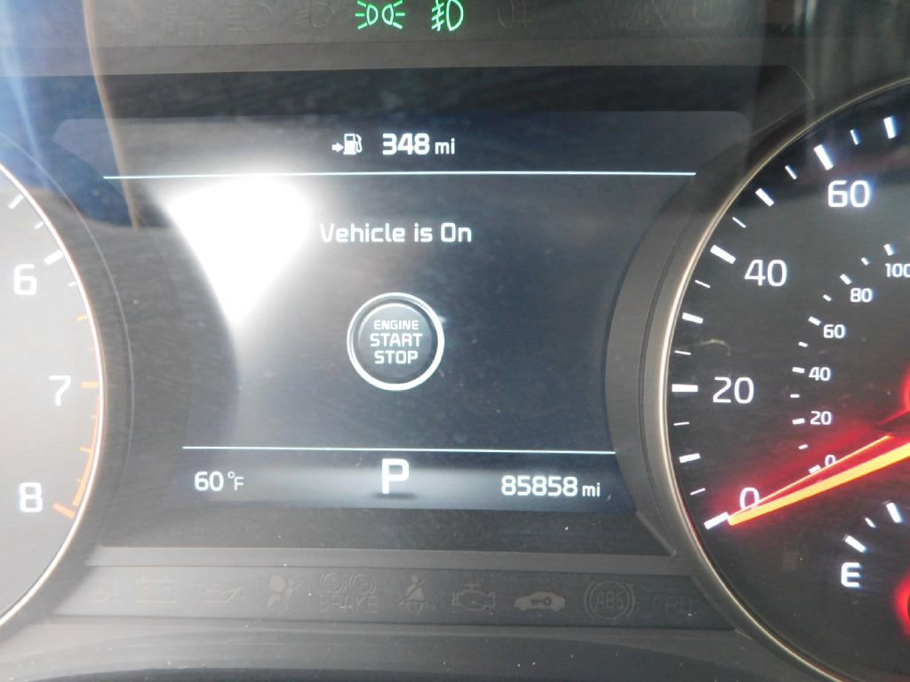 Used 2017 Kia Cadenza Technology FWD image 24