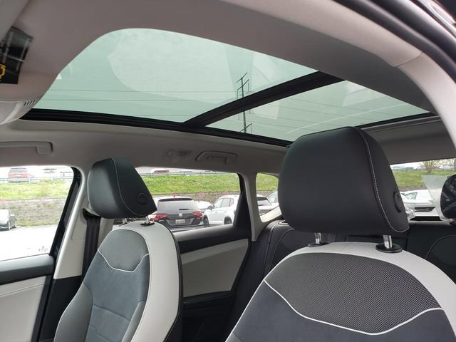 New 2026 Volkswagen Taos SE AWD/4WD image 7