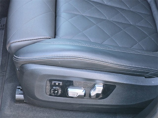 Used 2025 BMW X5 xDrive40i image 32