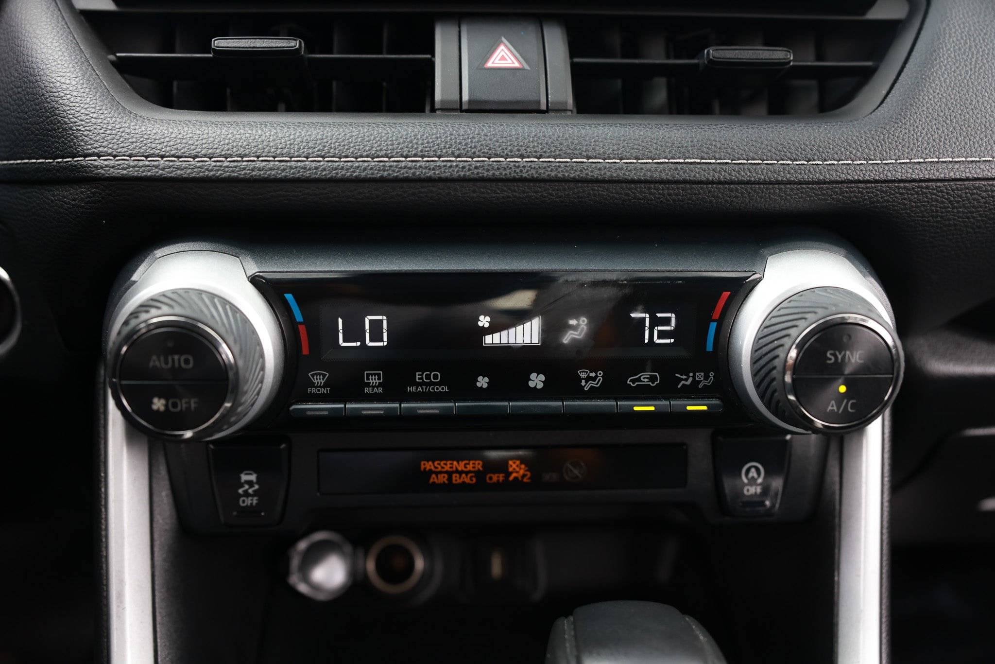 Used 2022 Toyota RAV4 XLE image 36