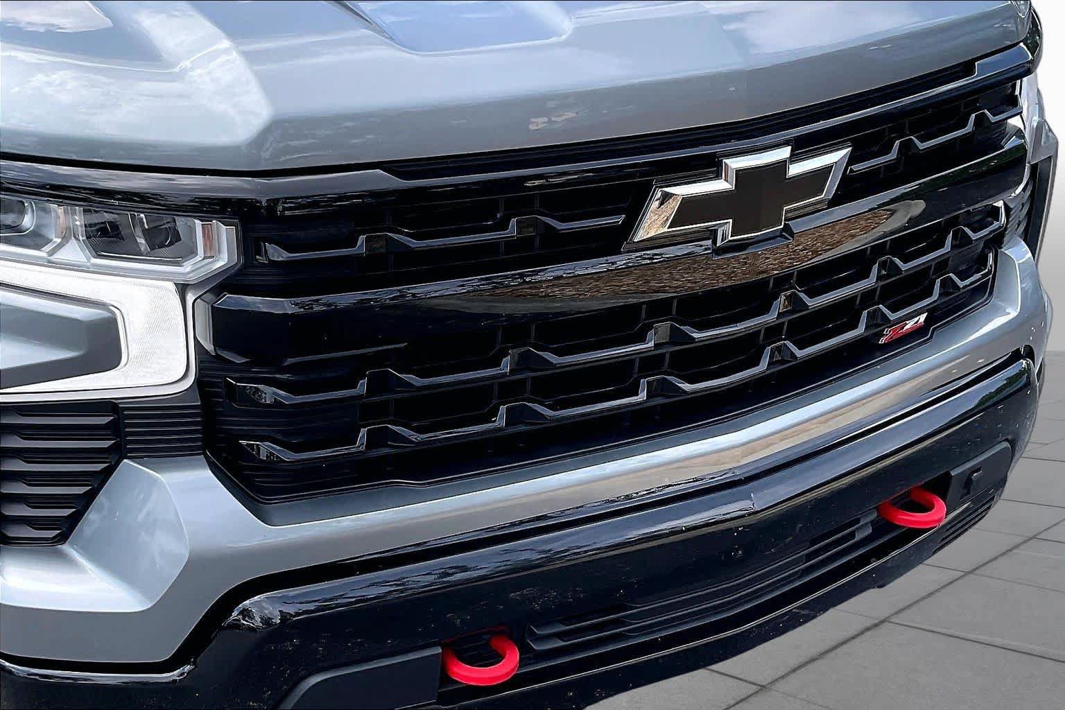 Used 2025 Chevrolet Silverado 1500 LT Trail Boss w/ Convenience Package II AWD/4WD image 29