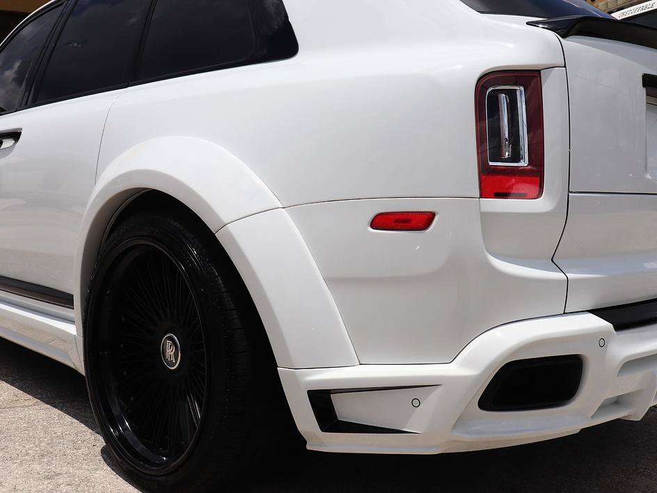 Used 2022 Rolls-Royce Cullinan w/ Cullinan Package AWD/4WD image 12