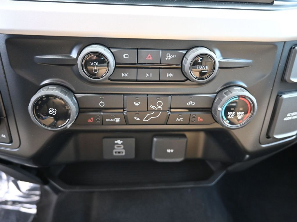 New 2026 Ford F350 XLT w/ XLT Premium Package image 35