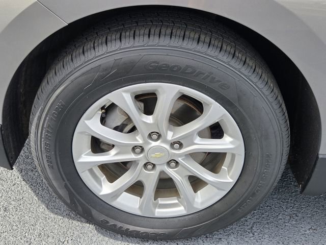 Used 2019 Chevrolet Equinox LT FWD image 16