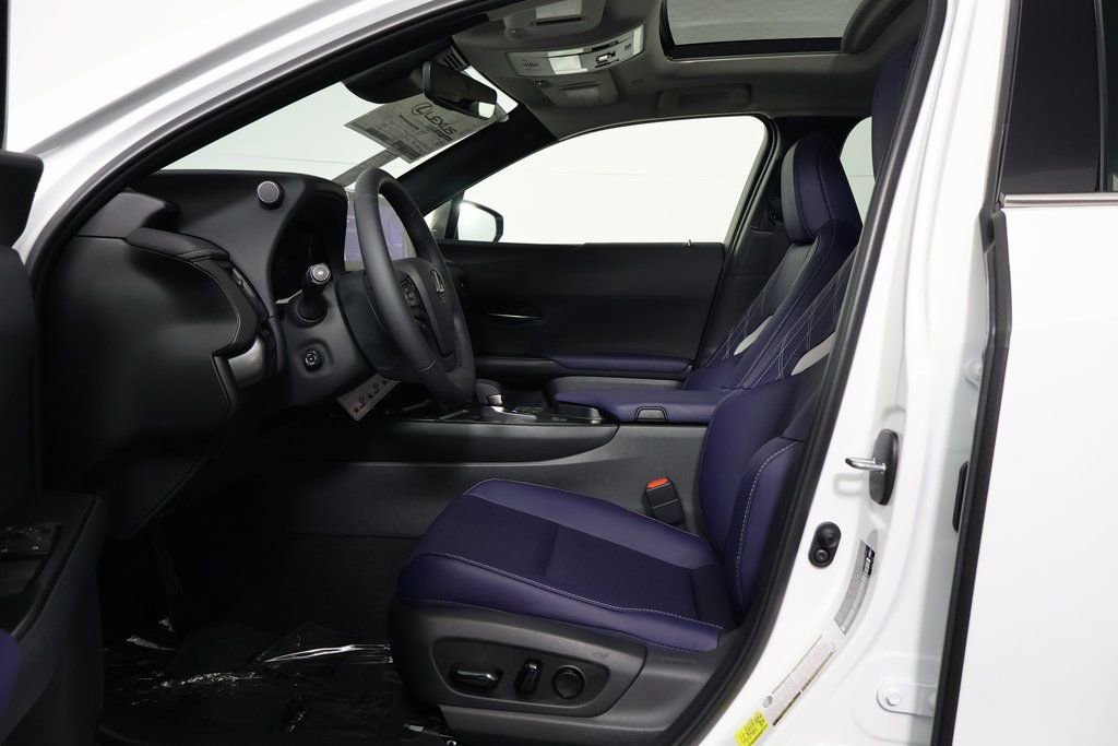 New 2026 Lexus UX 300h AWD image 5