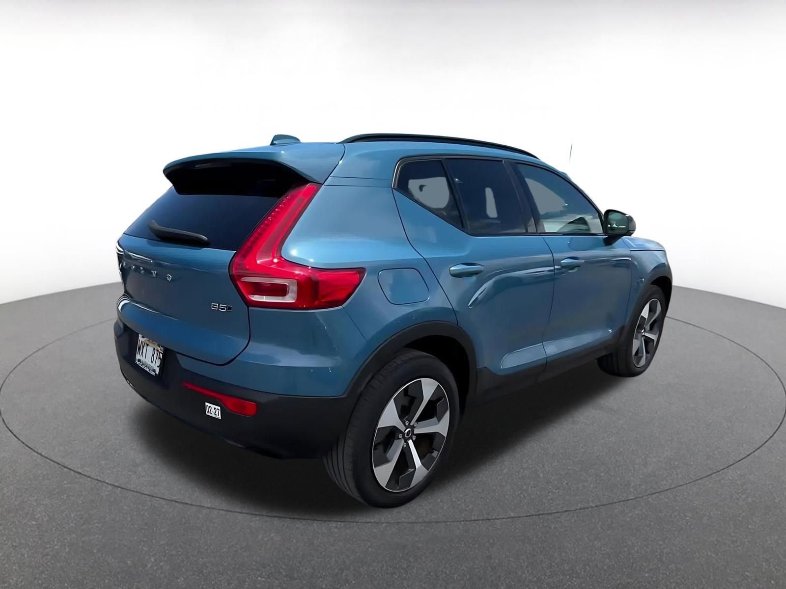 Used 2024 Volvo XC40 B5 Core AWD/4WD image 14