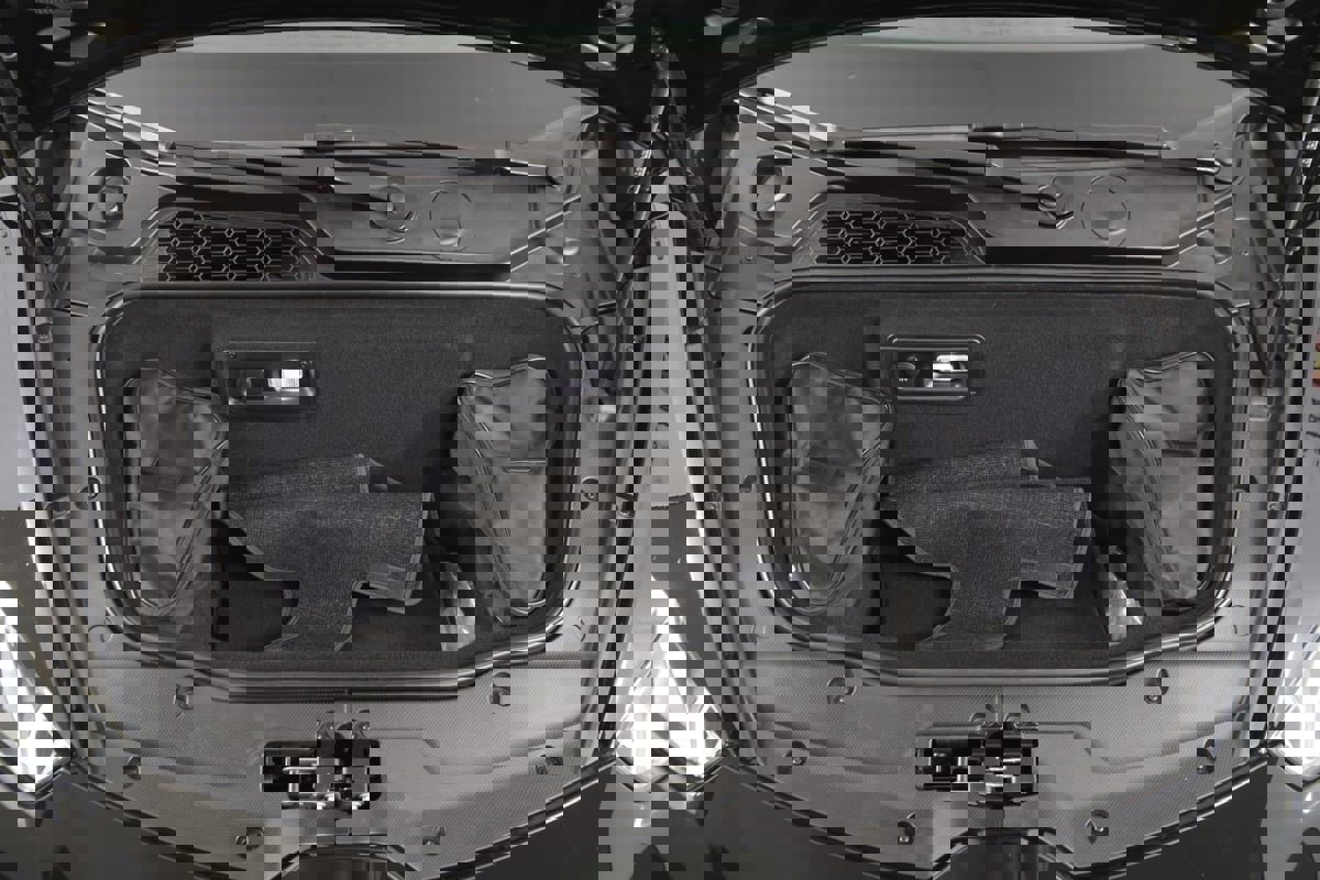 Used 2023 Lamborghini Huracan EVO image 31