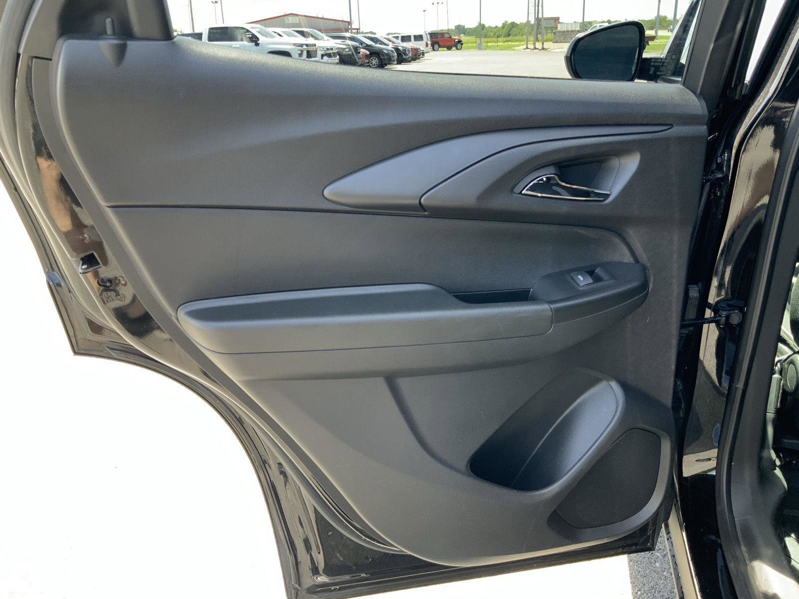 Used 2024 Chevrolet TrailBlazer LS w/ LS Convenience Package FWD image 45