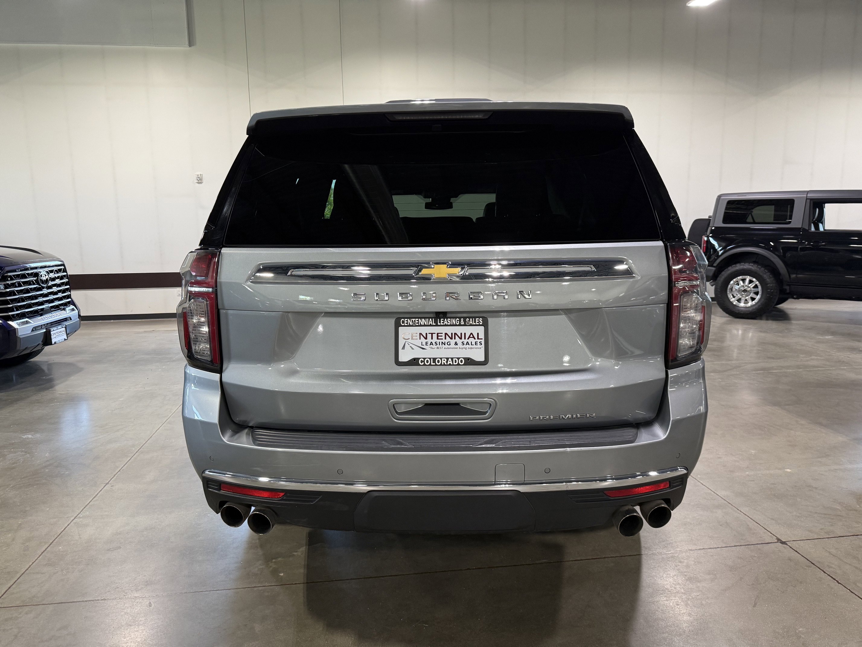 Used 2023 Chevrolet Suburban Premier AWD/4WD image 6