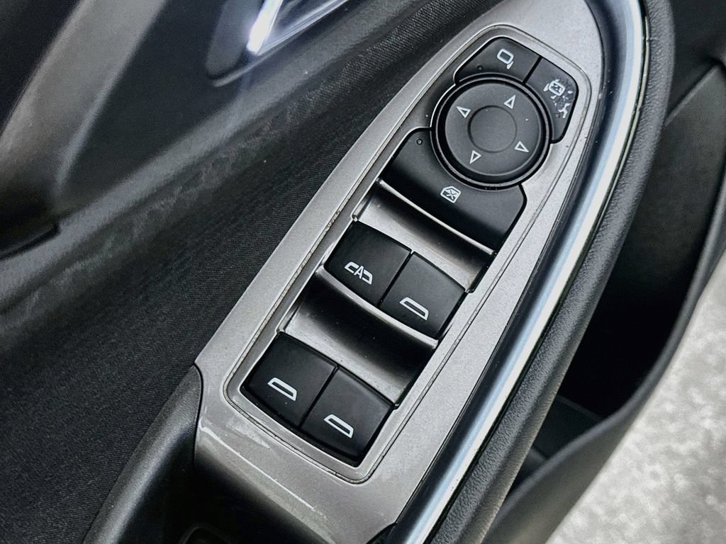 Used 2020 Chevrolet Malibu LT FWD image 20