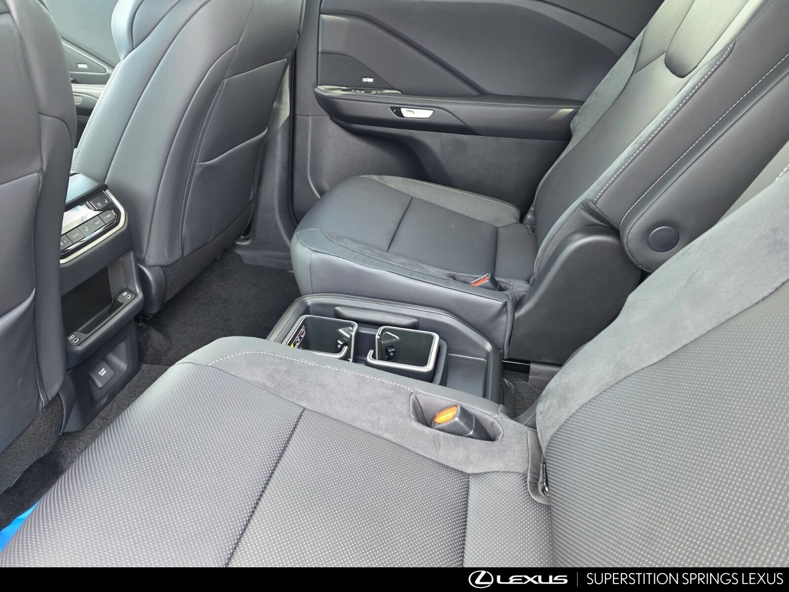 New 2026 Lexus TX 500h AWD image 24