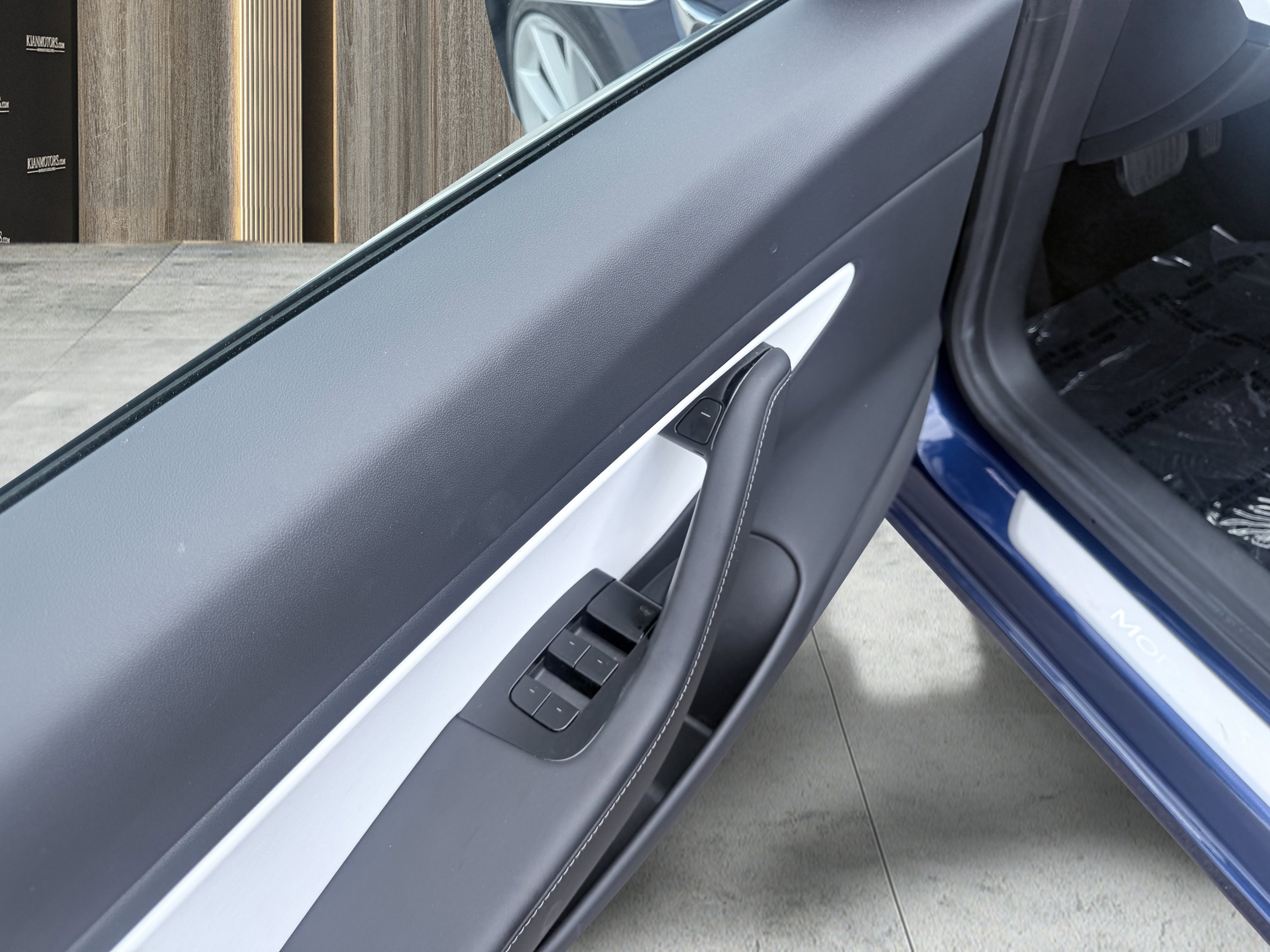 Used 2020 Tesla Model 3 Long Range image 19