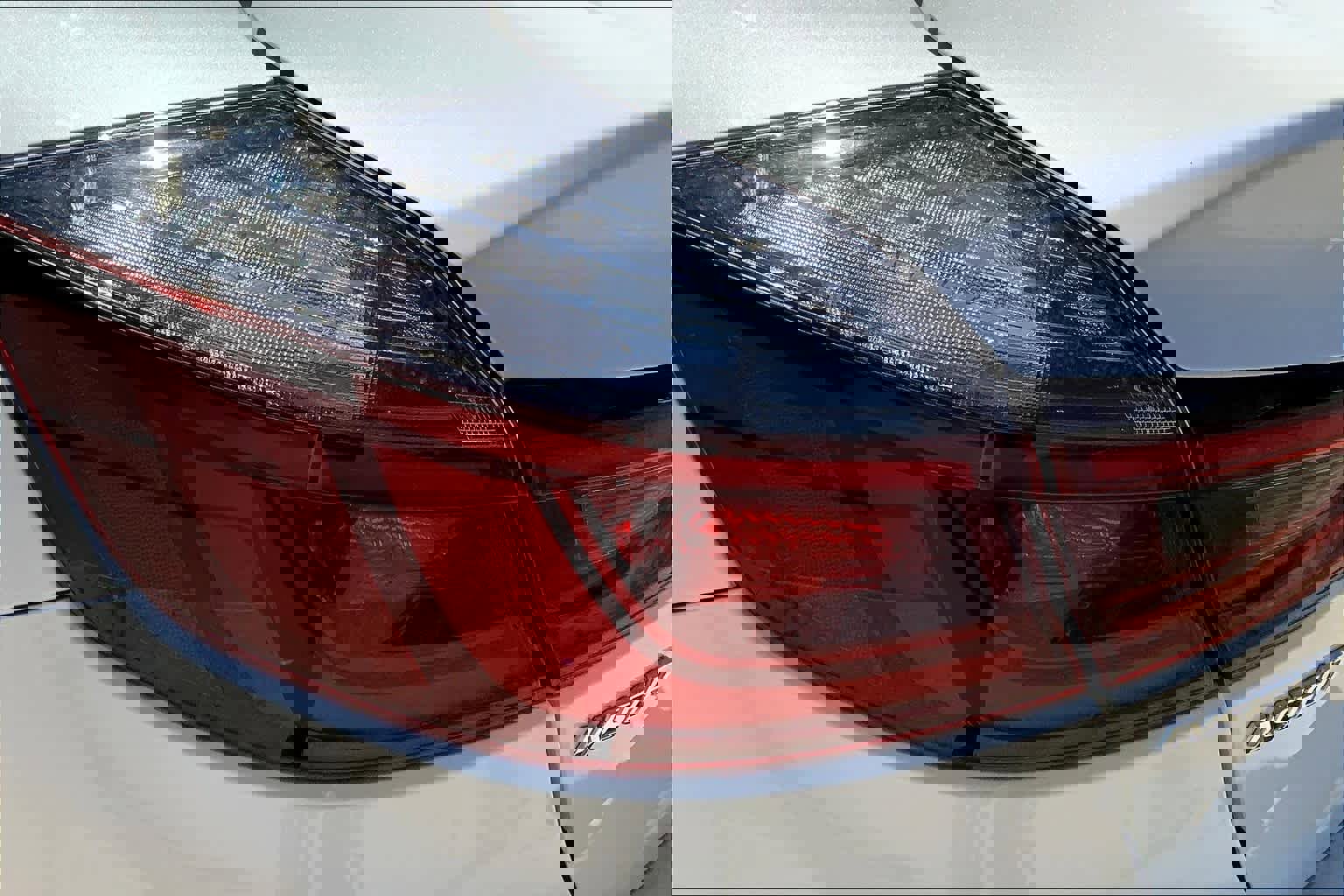 Used 2019 Honda Insight Touring image 27