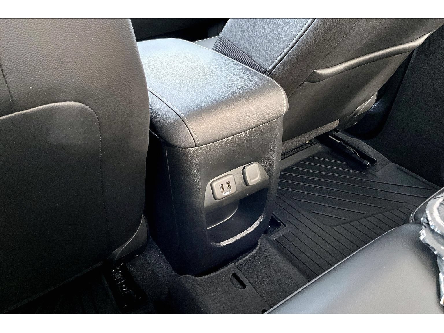 Used 2021 Chevrolet Colorado ZR2 AWD/4WD image 11