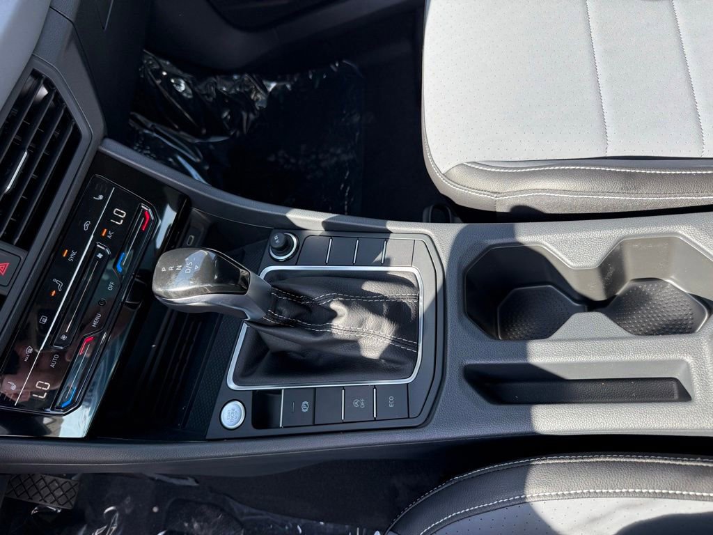 New 2026 Volkswagen Jetta SE FWD image 19