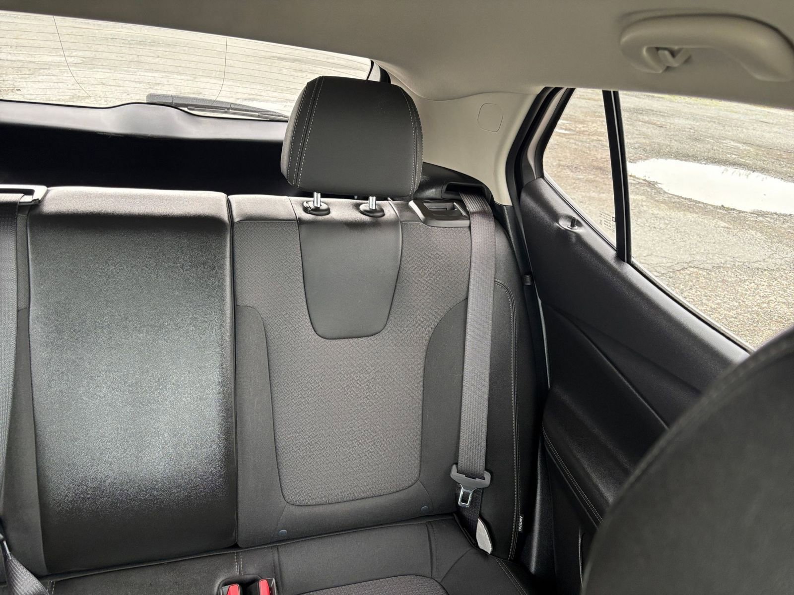 Used 2025 Buick Encore GX Preferred FWD image 34
