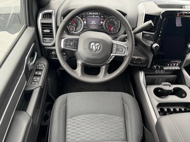 New 2026 RAM 2500 Big Horn AWD/4WD image 31