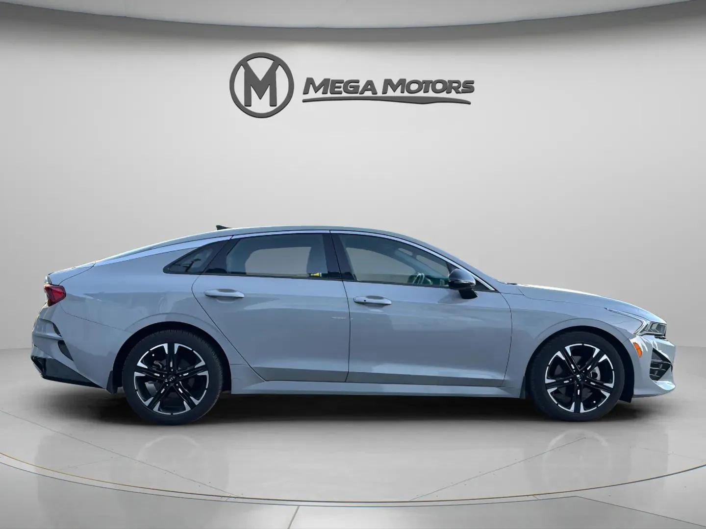 Used 2021 Kia K5 GT-Line w/ GT-Line FWD Premium Package image 6