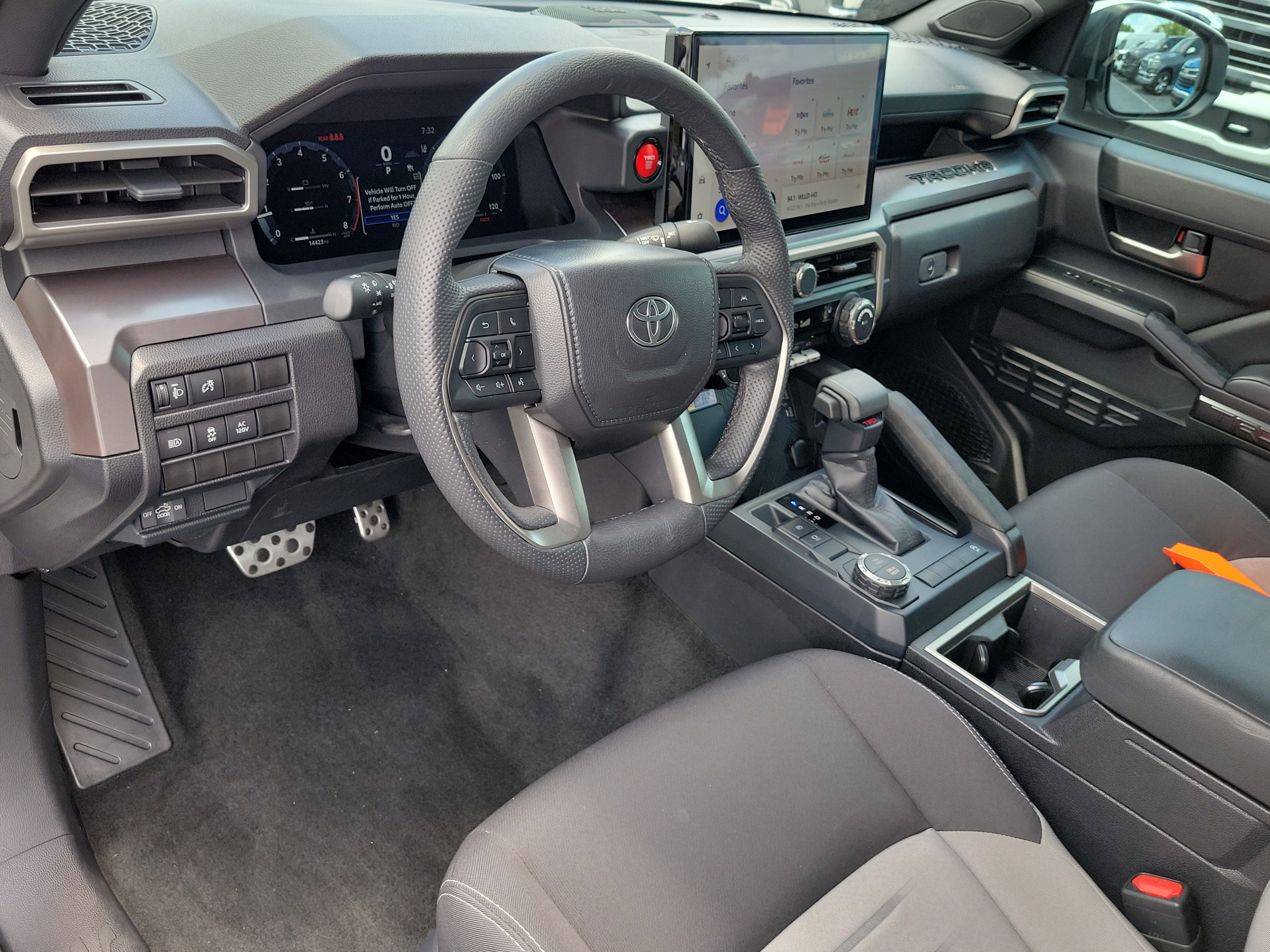 Used 2024 Toyota Tacoma TRD Sport w/ TRD Sport Upgrade Package RWD image 20