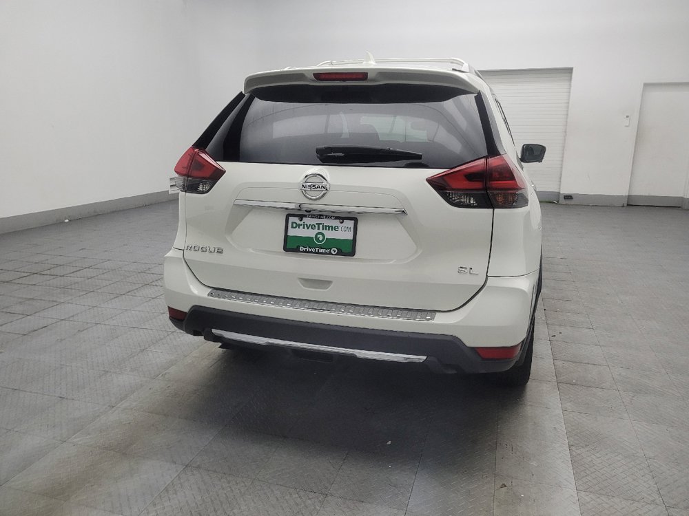 Used 2018 Nissan Rogue SL w/ Premium Package FWD image 7