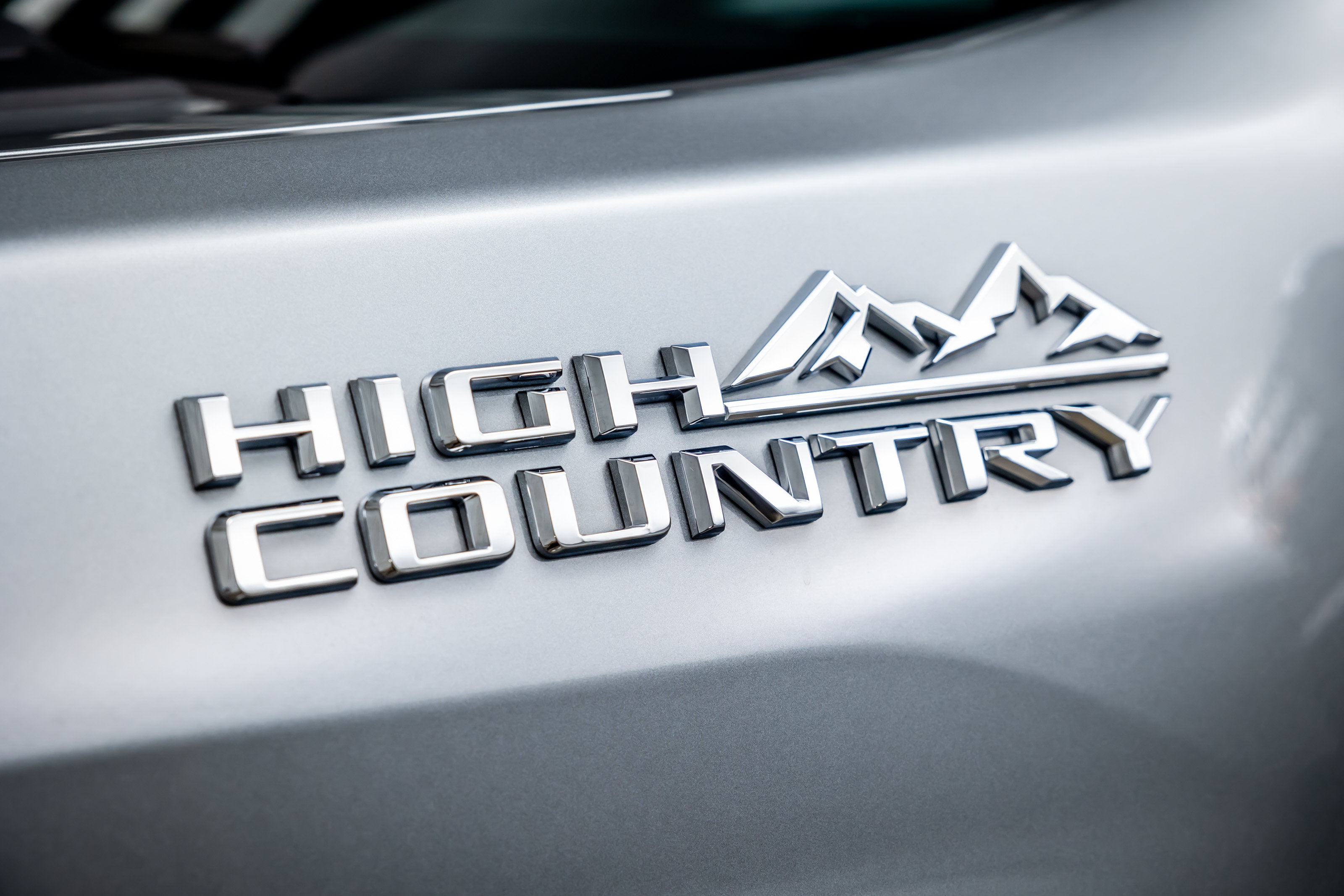 Used 2025 Chevrolet Silverado 3500 High Country w/ Technology Package AWD/4WD image 19