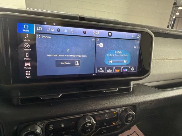 Used 2024 Jeep Wrangler Unlimited w/ Convenience Group AWD/4WD image 29