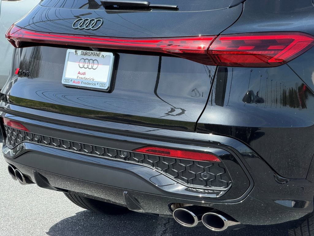 New 2026 Audi SQ5 Premium Plus image 8