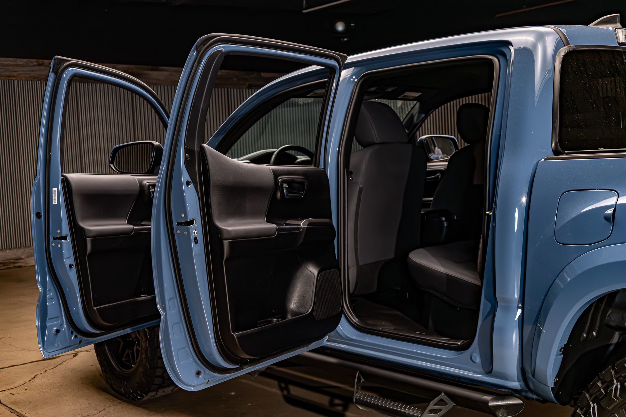 Used 2019 Toyota Tacoma TRD Sport w/ Technology Package RWD image 27