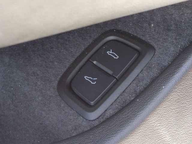 Used 2024 Chevrolet Corvette Stingray Coupe w/ Z51 Performance Package RWD image 14