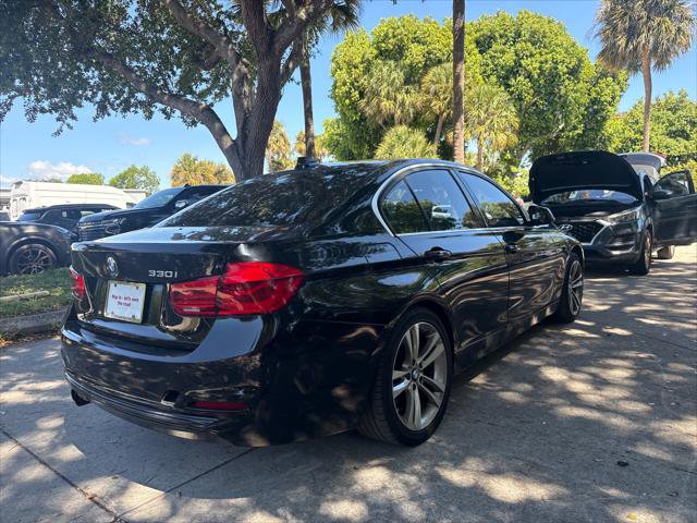 Used 2018 BMW 330i Sedan RWD image 7