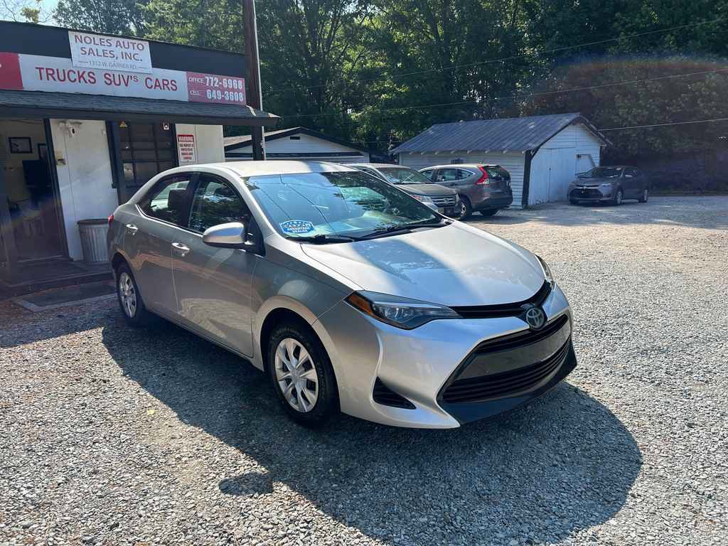 Used 2019 Toyota Corolla L FWD image 1