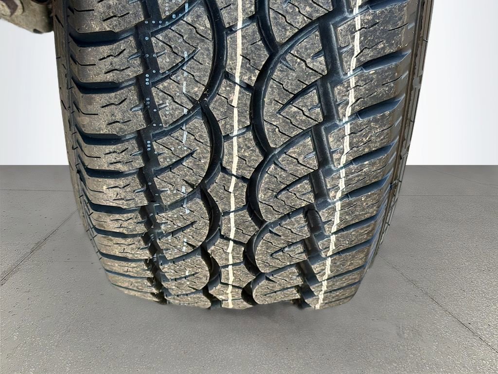 Used 2024 Toyota Tacoma TRD Off-Road image 40