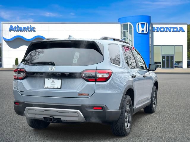 Certified 2024 Honda Pilot TrailSport image 4