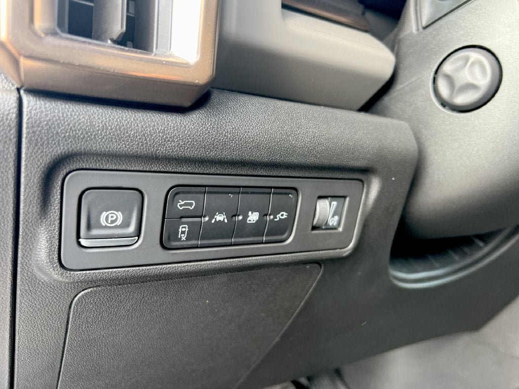 New 2025 GMC Hummer EV 2X AWD/4WD image 16