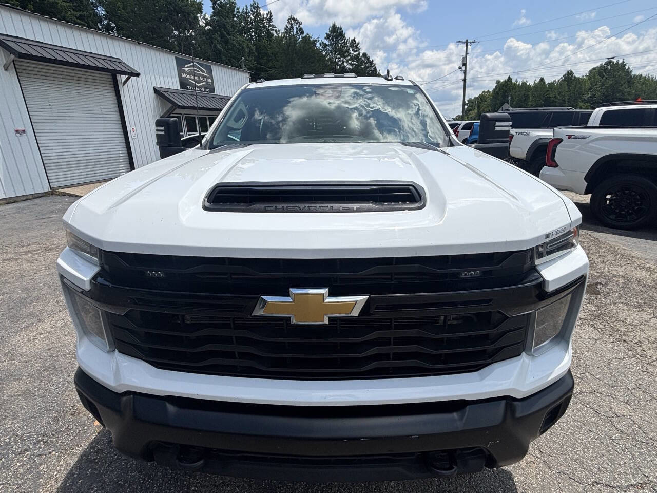 Used 2024 Chevrolet Silverado 3500 W/T w/ Snow Plow Prep Package image 14