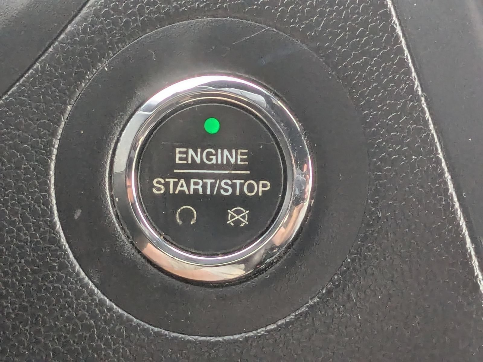 Used 2018 Ford Explorer Limited w/ Equipment Group 301A FWD image 27