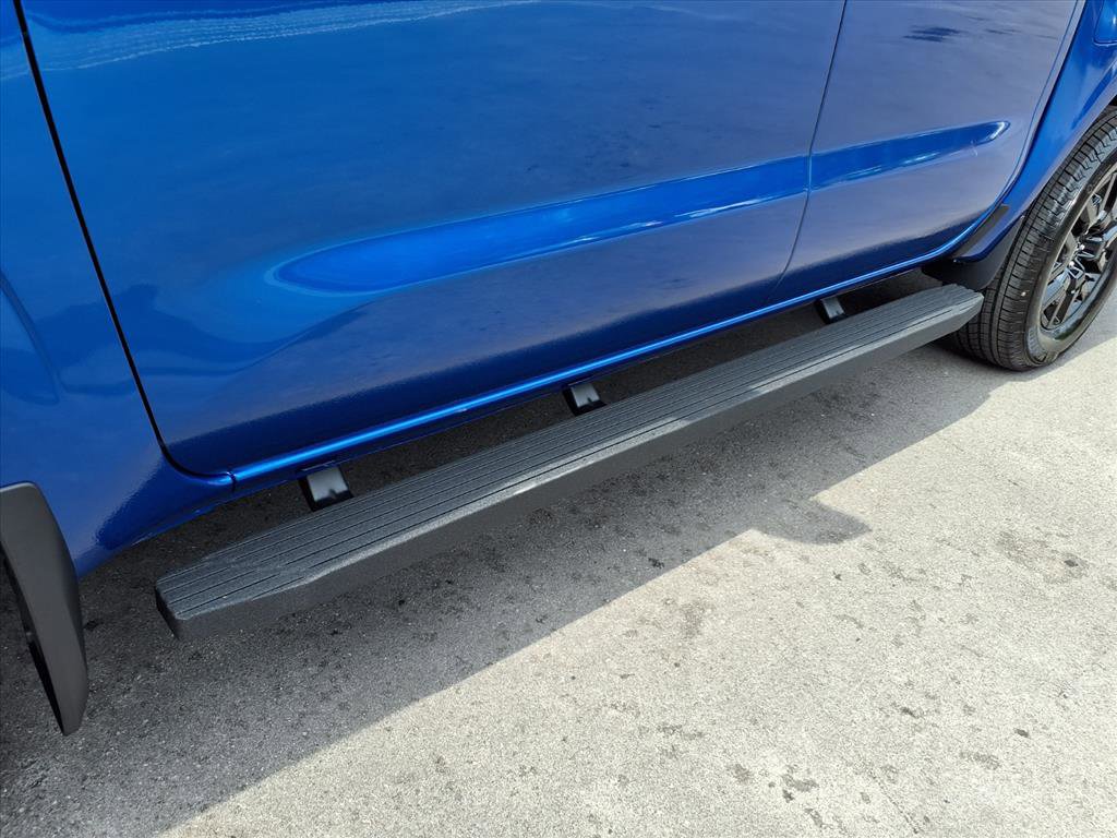 New 2026 Nissan Frontier SV w/ All-Weather Content Package image 10