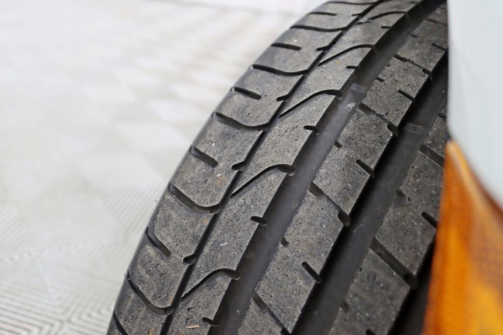 Used 2018 Porsche 911 Turbo image 39