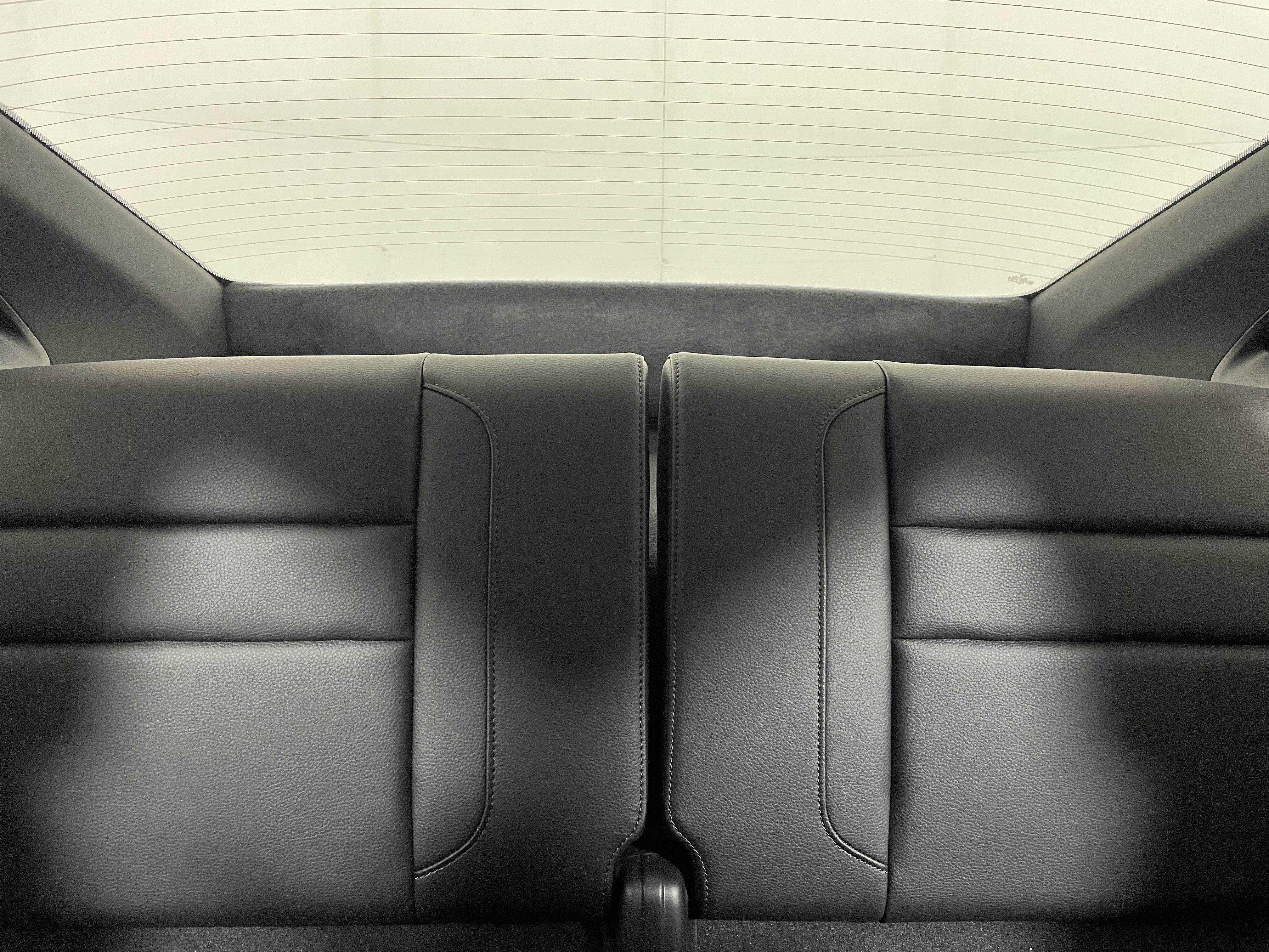 Used 2025 Porsche 911 Carrera image 16