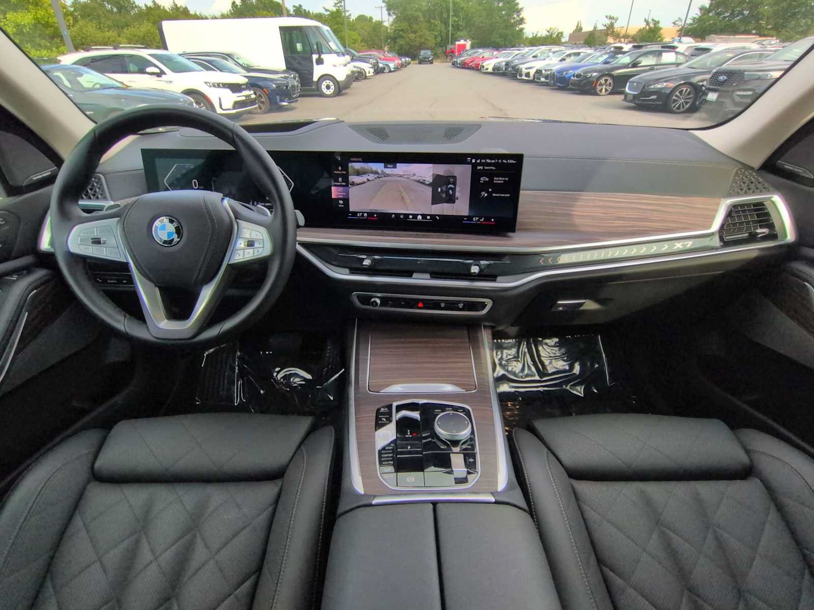 Used 2026 BMW X7 xDrive40i w/ Premium Package AWD/4WD image 16