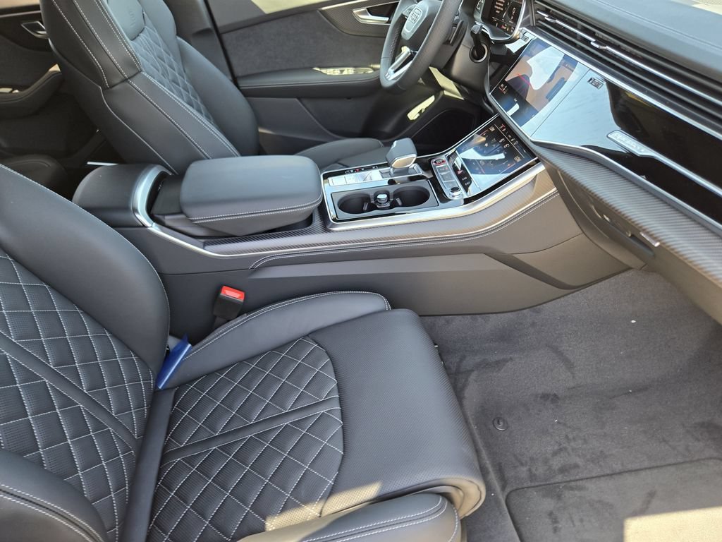 New 2026 Audi SQ8 Prestige AWD/4WD image 17